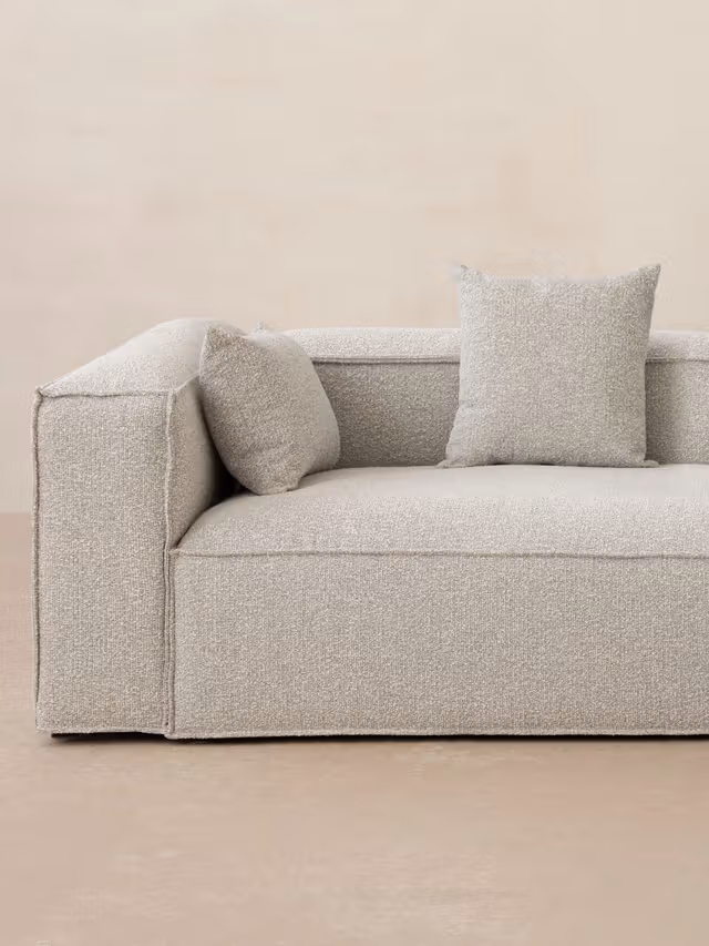 Nuria modular corner sofa in light textured fabric – Micadoni.