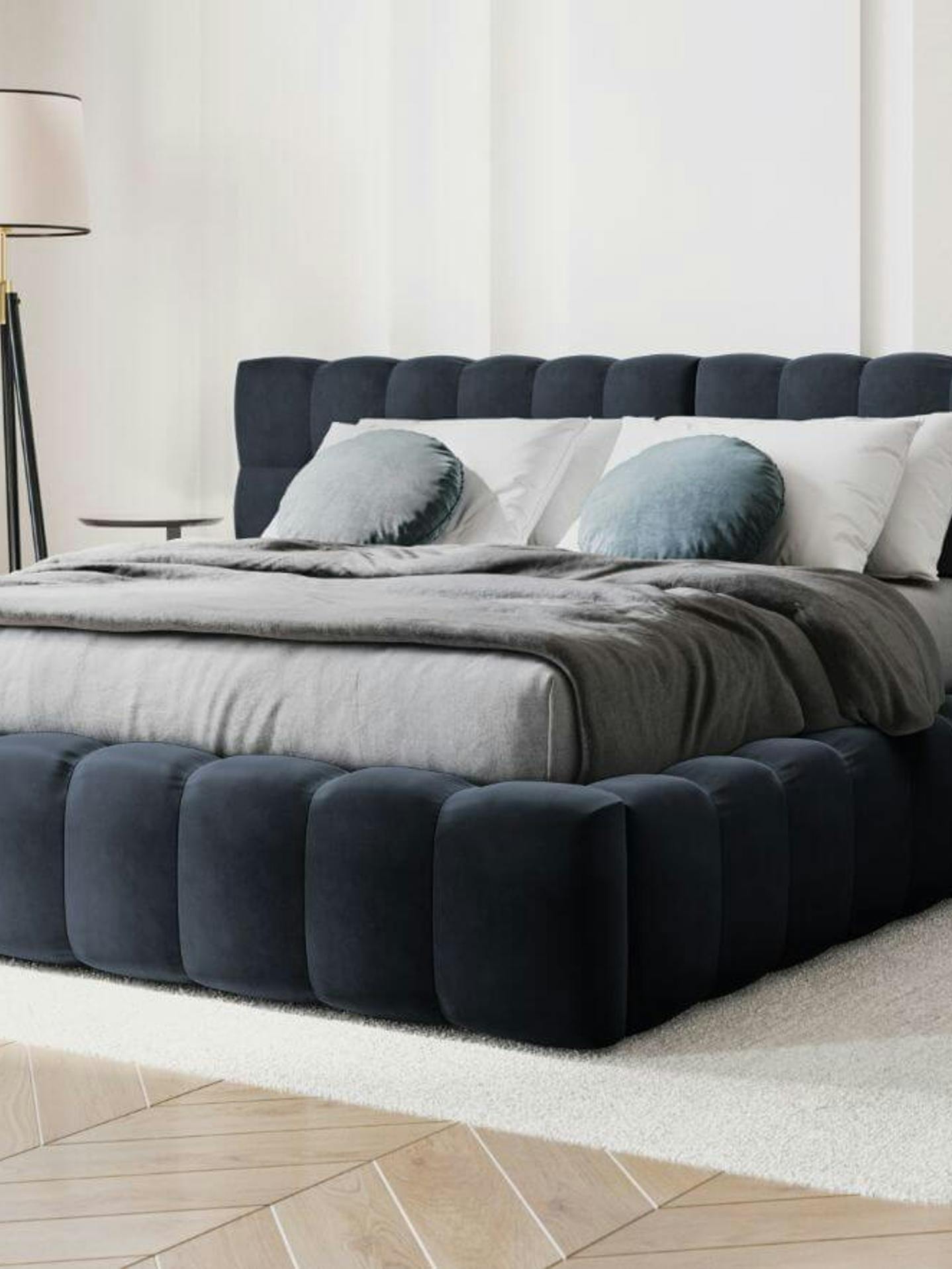 Duże wygodne łóżko tapicerowane ma ogromne znaczenie dla zdrowego snu