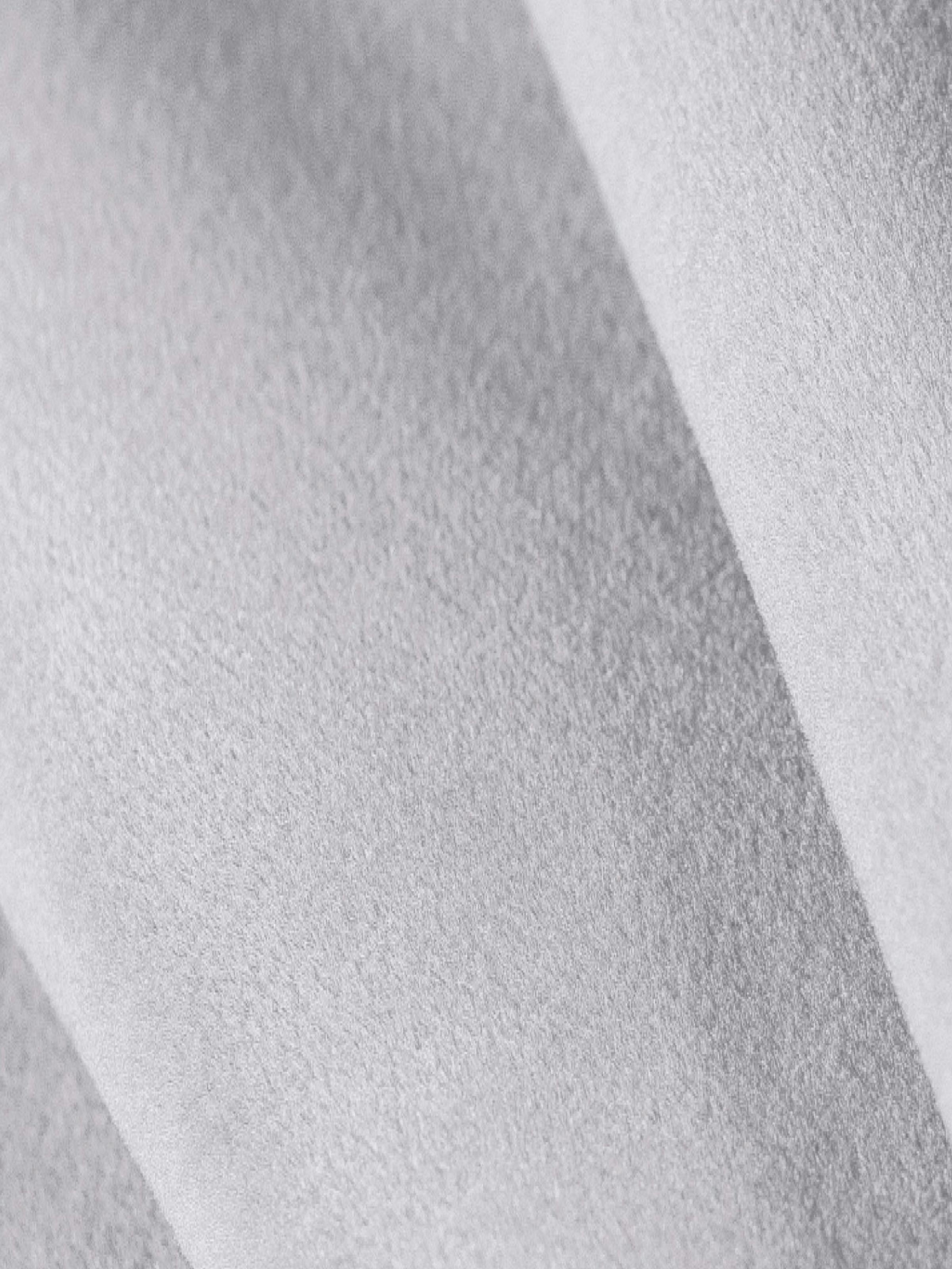 white-sofa-fabric